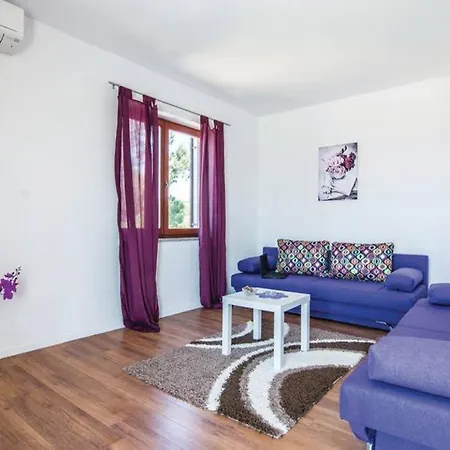 Villa Holiday Klara, Zadar - *